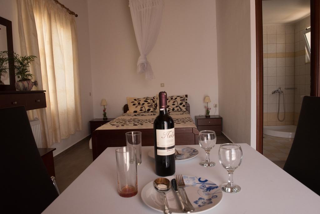 Bodikos Villas&Apartments Pitsidia Exterior foto