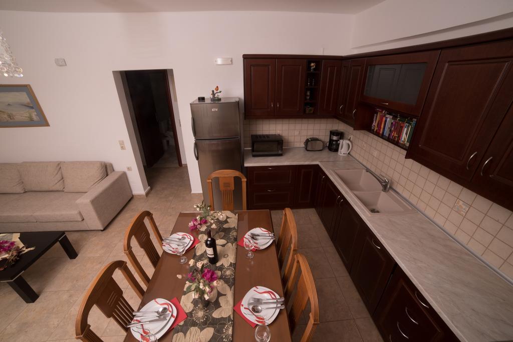 Bodikos Villas&Apartments Pitsidia Exterior foto