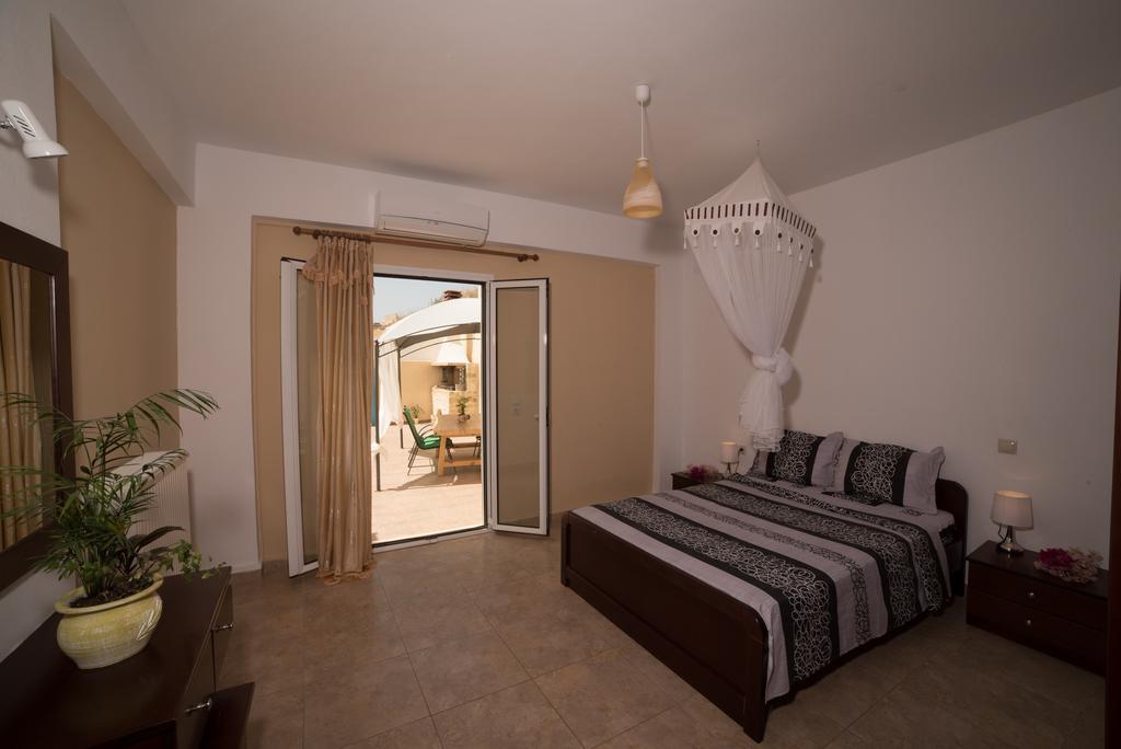 Bodikos Villas&Apartments Pitsidia Exterior foto